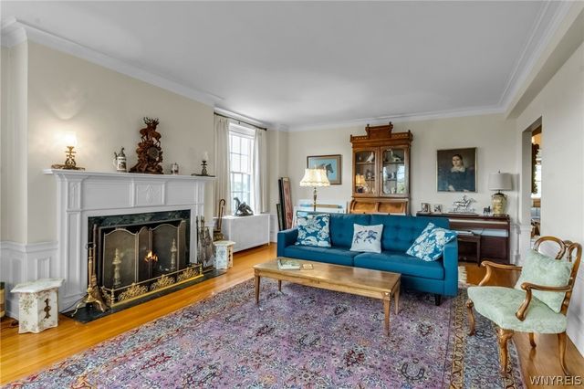 33 Gates Circle 4D, Buffalo, NY 14222