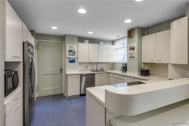 33 Gates Circle 4D, Buffalo, NY 14222
