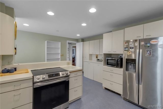 33 Gates Circle 4D, Buffalo, NY 14222