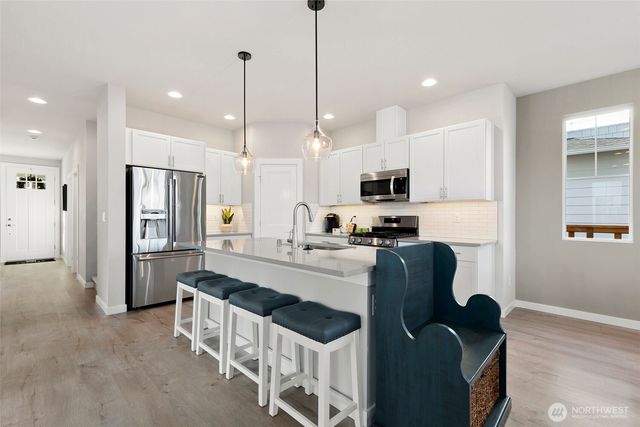 9708 5th Lane SW #10, Seattle, WA 98106