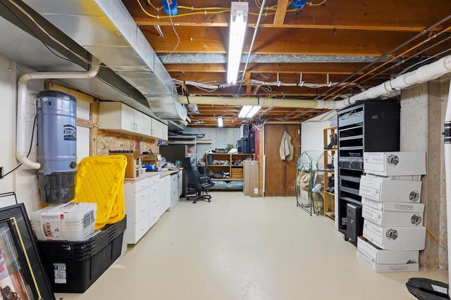 W3907 SILICA ROAD, Fond Du Lac, WI 54937