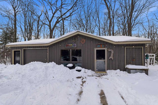 W3907 SILICA ROAD, Fond Du Lac, WI 54937