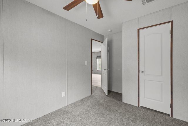 194 WHIRLWIND Loop, Hawthorne, FL 32640