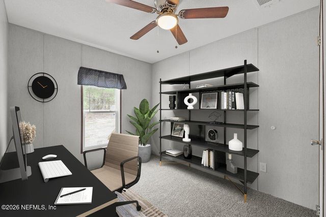 194 WHIRLWIND Loop, Hawthorne, FL 32640