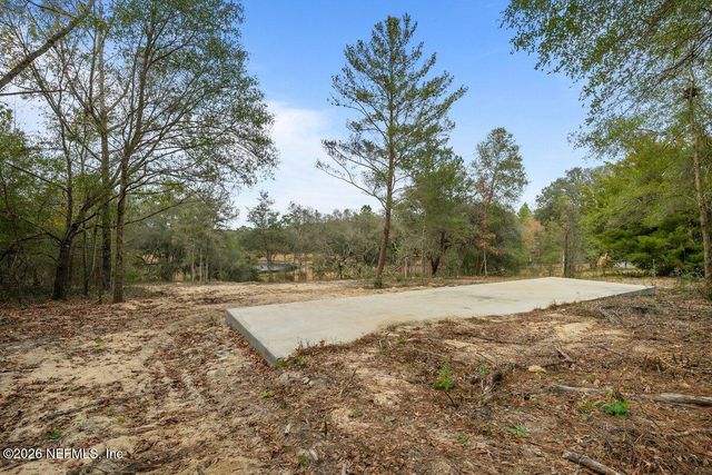 194 WHIRLWIND Loop, Hawthorne, FL 32640