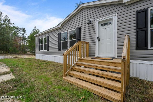 194 WHIRLWIND Loop, Hawthorne, FL 32640