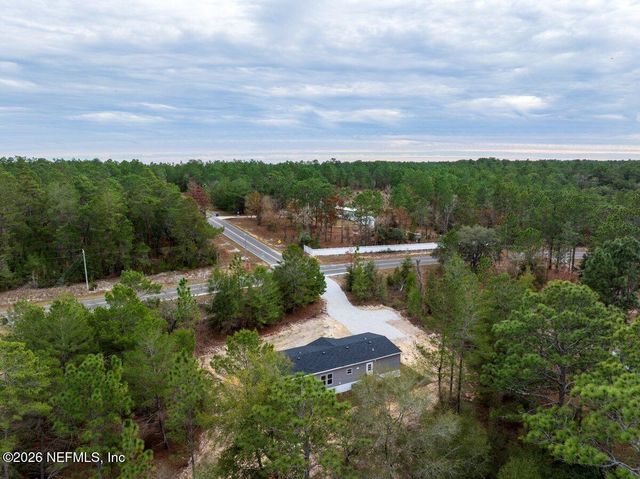 194 WHIRLWIND Loop, Hawthorne, FL 32640