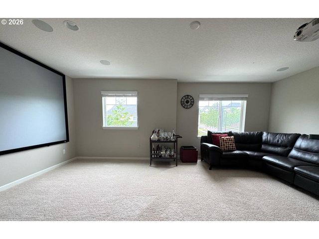 15910 Nw HECKMAN Ln, Portland, OR 97229