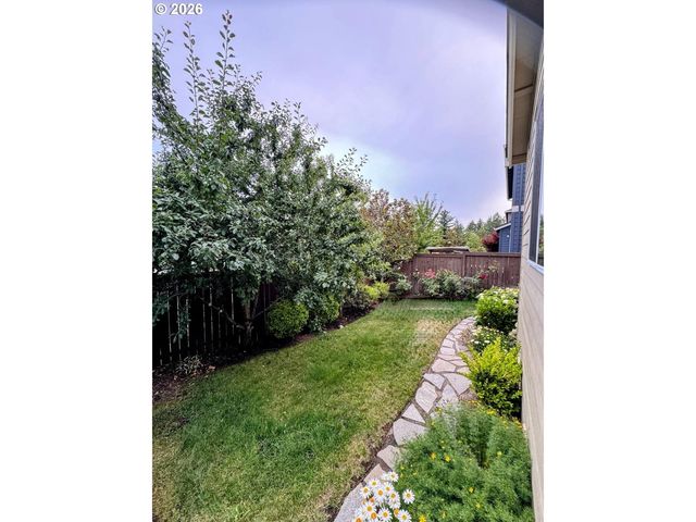 15910 Nw HECKMAN Ln, Portland, OR 97229