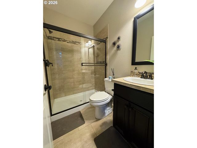 15910 Nw HECKMAN Ln, Portland, OR 97229