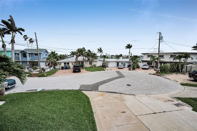 804 BAY POINT DRIVE, Madeira Beach, FL 33708