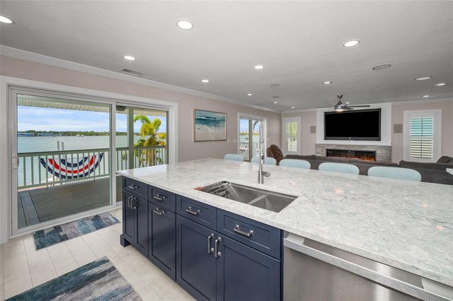 804 BAY POINT DRIVE, Madeira Beach, FL 33708