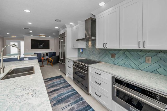 804 BAY POINT DRIVE, Madeira Beach, FL 33708