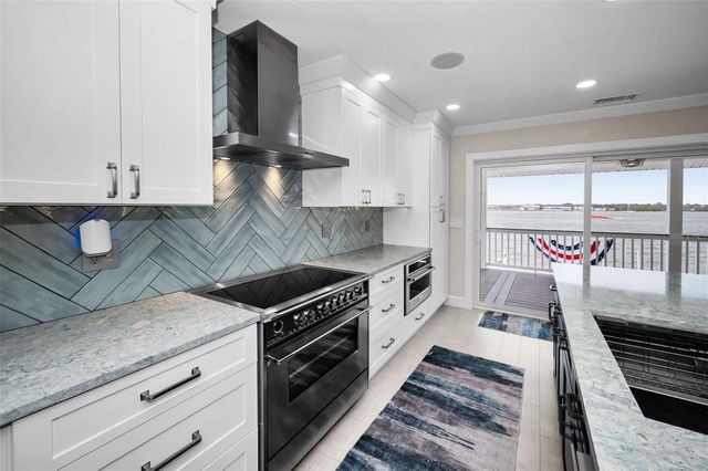 804 BAY POINT DRIVE, Madeira Beach, FL 33708