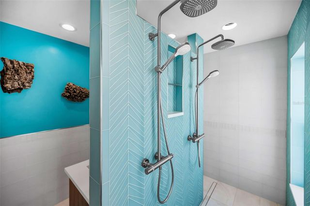 804 BAY POINT DRIVE, Madeira Beach, FL 33708