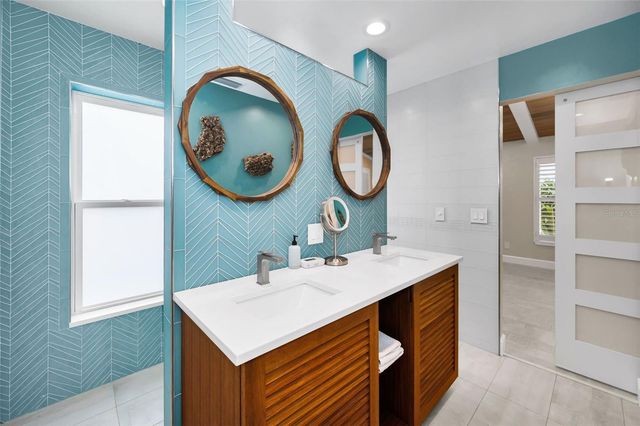 804 BAY POINT DRIVE, Madeira Beach, FL 33708