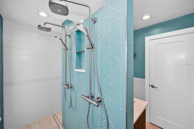 804 BAY POINT DRIVE, Madeira Beach, FL 33708