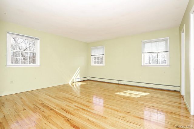 74 Minuteman Circle, Orangeburg, NY 10962