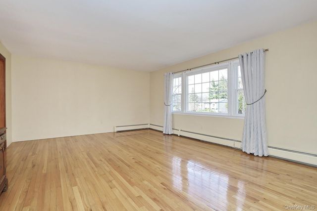 74 Minuteman Circle, Orangeburg, NY 10962