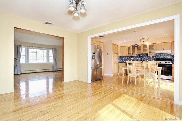 74 Minuteman Circle, Orangeburg, NY 10962