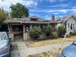 6225 Tevis St, Oakland, CA 94621