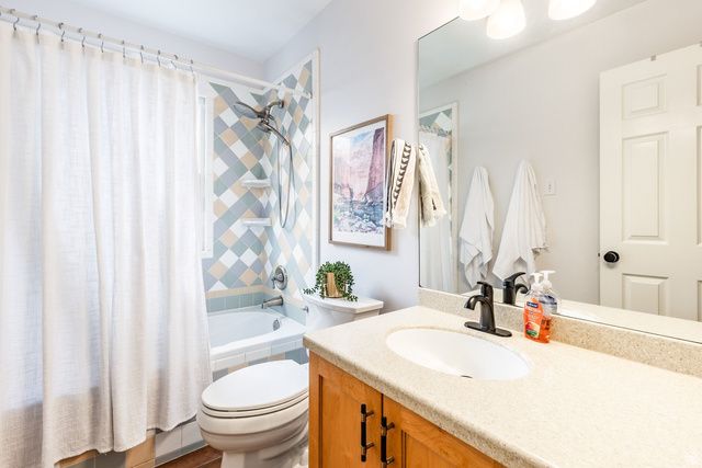 2724 S BEVERLY ST, Salt Lake City, UT 84106