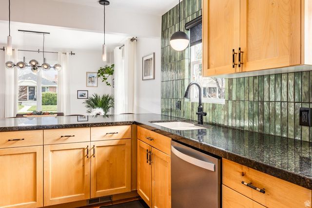 2724 S BEVERLY ST, Salt Lake City, UT 84106