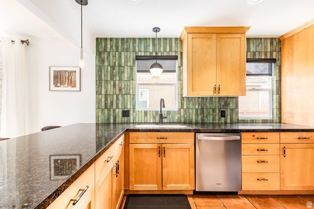 2724 S BEVERLY ST, Salt Lake City, UT 84106