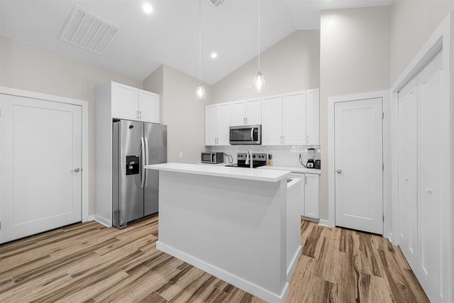 2760 Tim Rogers Ln, Salina, KS 67401