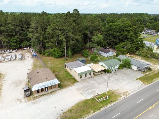 674 Sniders Highway, Walterboro, SC 29488