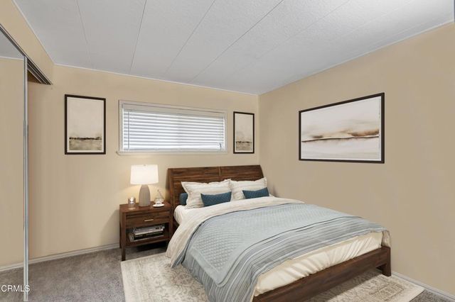 5 Robertson Way 5, Thousand Oaks, CA 91320