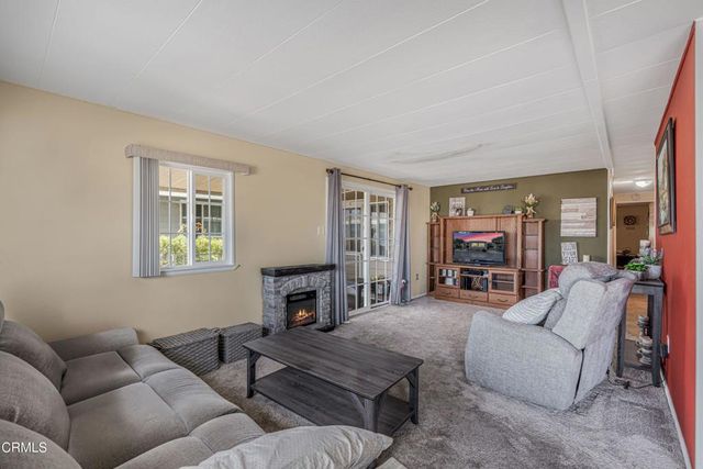 5 Robertson Way 5, Thousand Oaks, CA 91320
