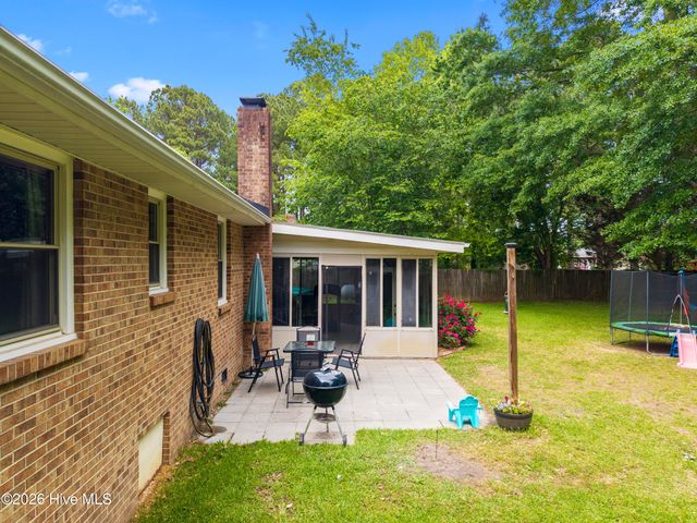 606 Forest Hill Circle, Elizabeth City, NC 27909