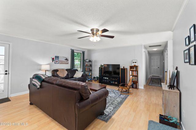 606 Forest Hill Circle, Elizabeth City, NC 27909