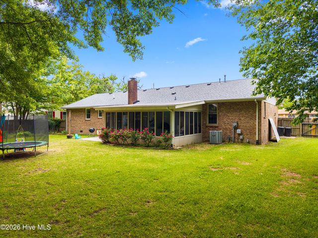 606 Forest Hill Circle, Elizabeth City, NC 27909