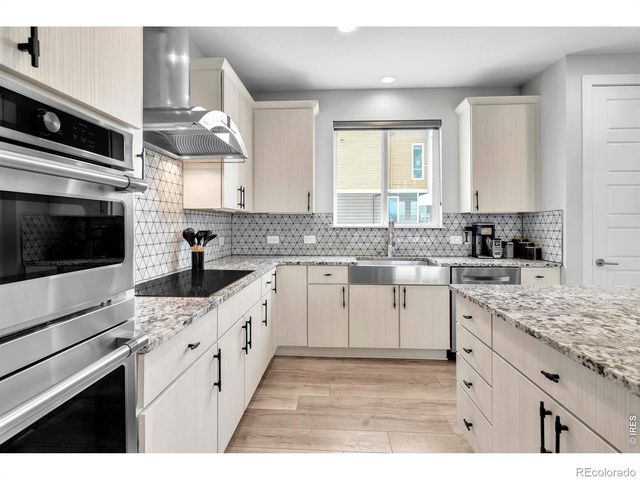 11959 Mountview Lane, Broomfield, CO 80021