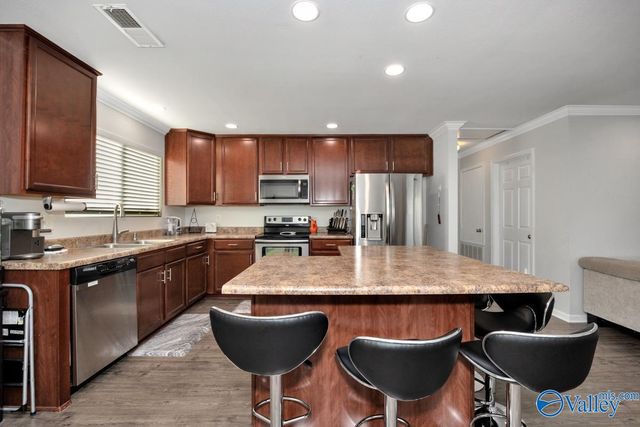 103 Coach Glen Drive, Owens Cross Roads, AL 35763
