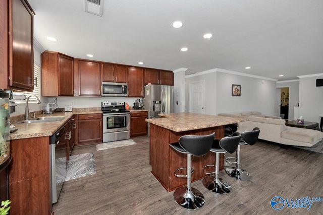 103 Coach Glen Drive, Owens Cross Roads, AL 35763