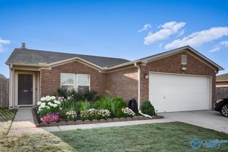 103 Coach Glen Drive, Owens Cross Roads, AL 35763