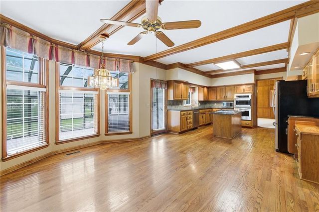 11012 W 125th Street, Overland Park, KS 66213
