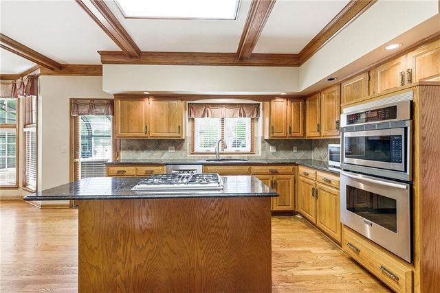 11012 W 125th Street, Overland Park, KS 66213