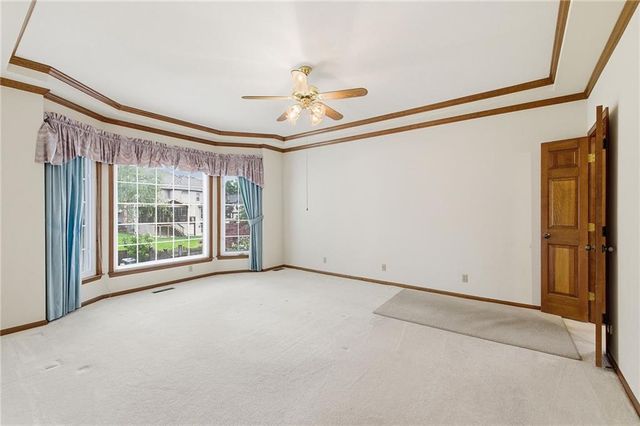 11012 W 125th Street, Overland Park, KS 66213