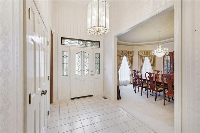 11012 W 125th Street, Overland Park, KS 66213