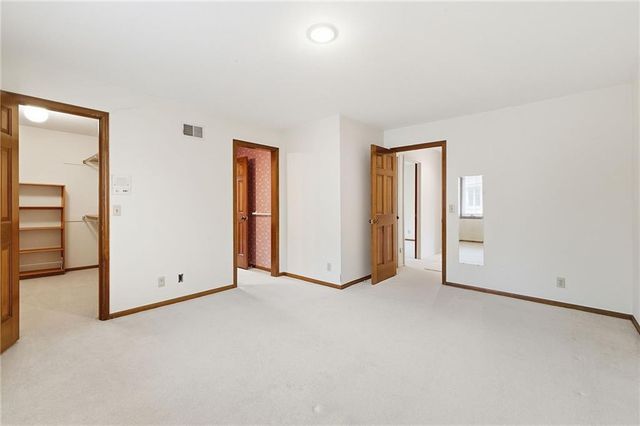 11012 W 125th Street, Overland Park, KS 66213