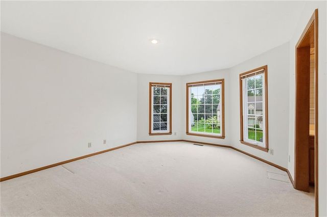 11012 W 125th Street, Overland Park, KS 66213