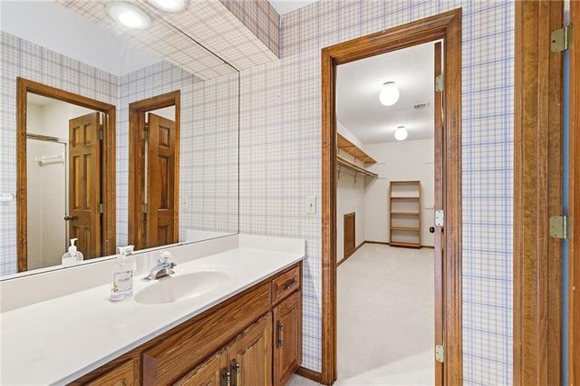 11012 W 125th Street, Overland Park, KS 66213