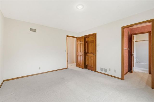 11012 W 125th Street, Overland Park, KS 66213