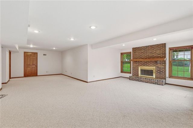 11012 W 125th Street, Overland Park, KS 66213