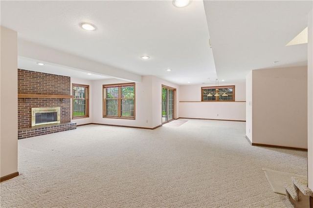11012 W 125th Street, Overland Park, KS 66213