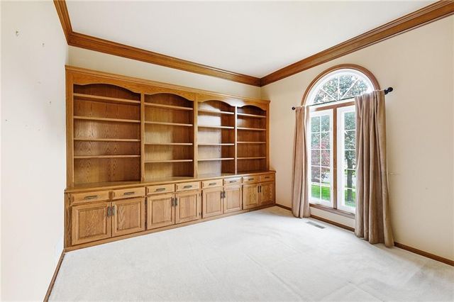 11012 W 125th Street, Overland Park, KS 66213